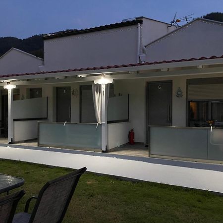 Harmony Studios & Apartments Скала Потамияс Екстериор снимка