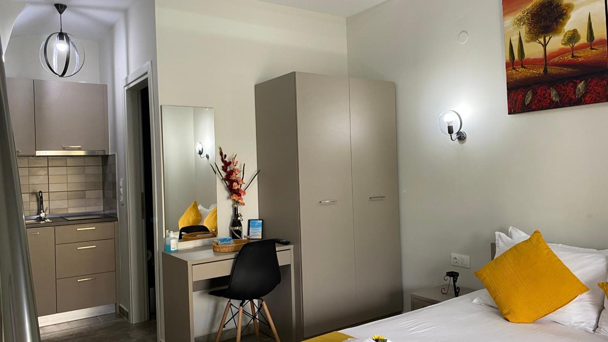 Harmony Studios & Apartments Скала Потамияс Екстериор снимка